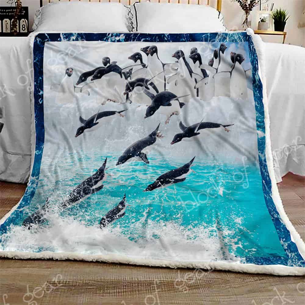 Penguin Squad CLA08110215F Sherpa Fleece Blanket