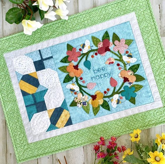 Bee CLA060123075 Quilted Placemats