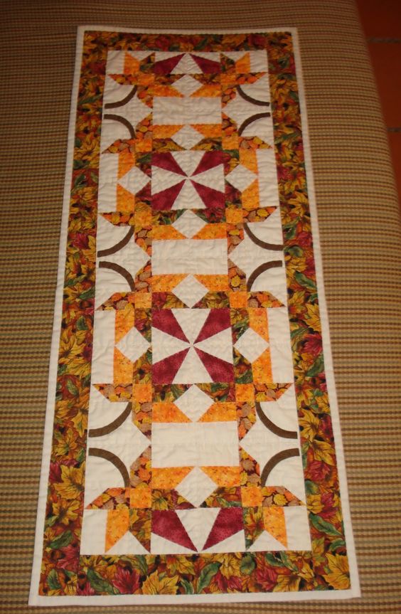 Maple Leaves CLA04122321 Quilted Table Runner