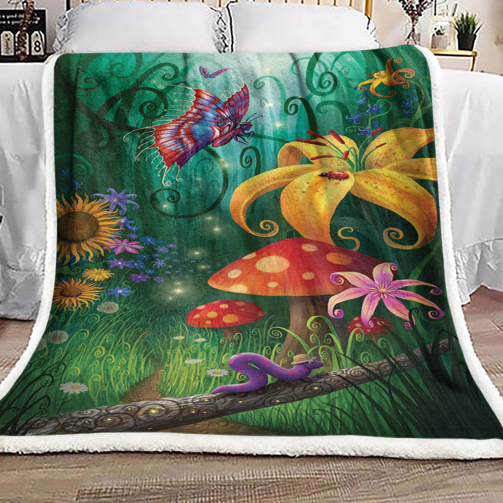A Secret Place Mushroom Sunflower Butterfly VD2410003F Sherpa Fleece Blanket