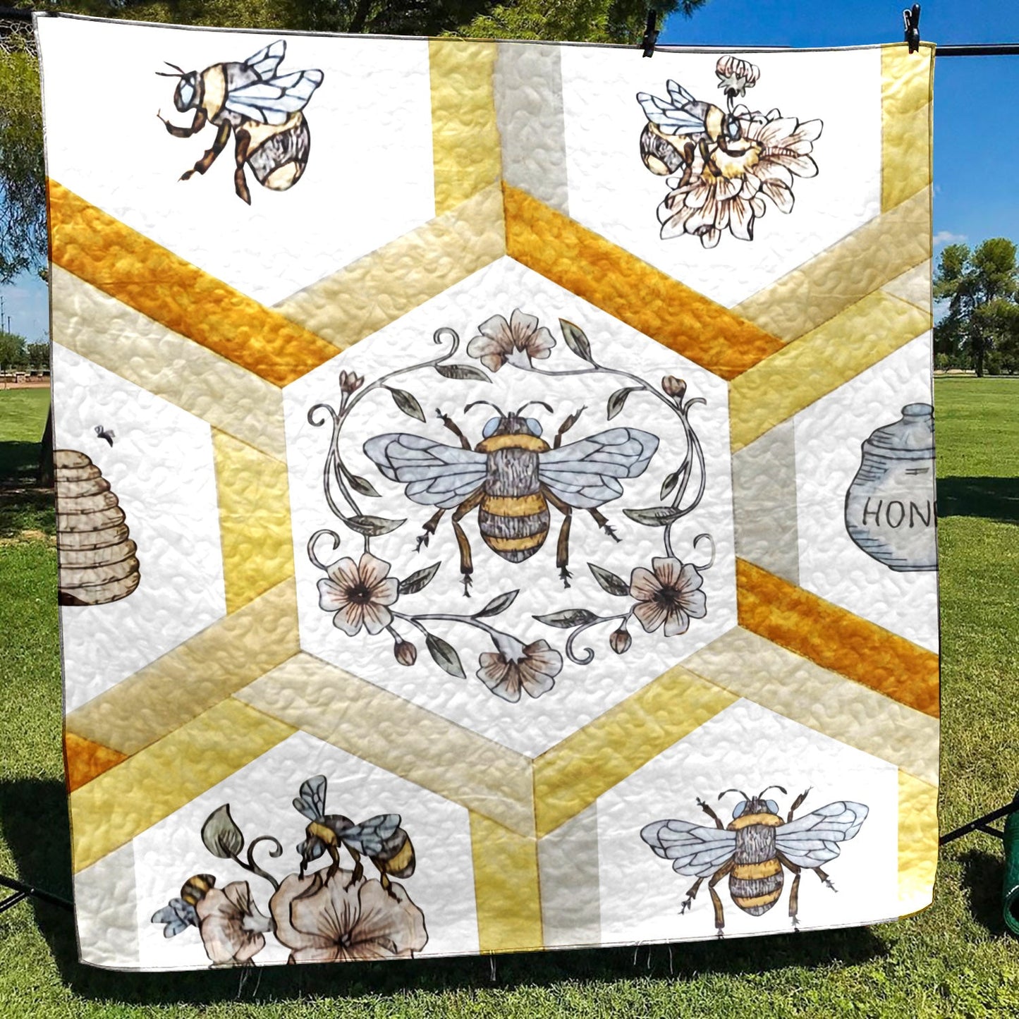 Bee CLM30110069Q Quilt Blanket