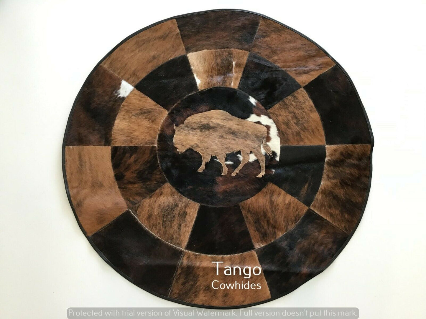 Buffalo Cowhide CLM1510014TM Round Area Rug