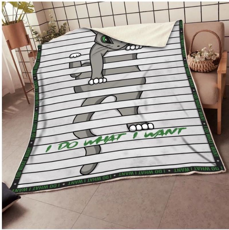 Cat CL11100038MDF Sherpa Fleece Blanket