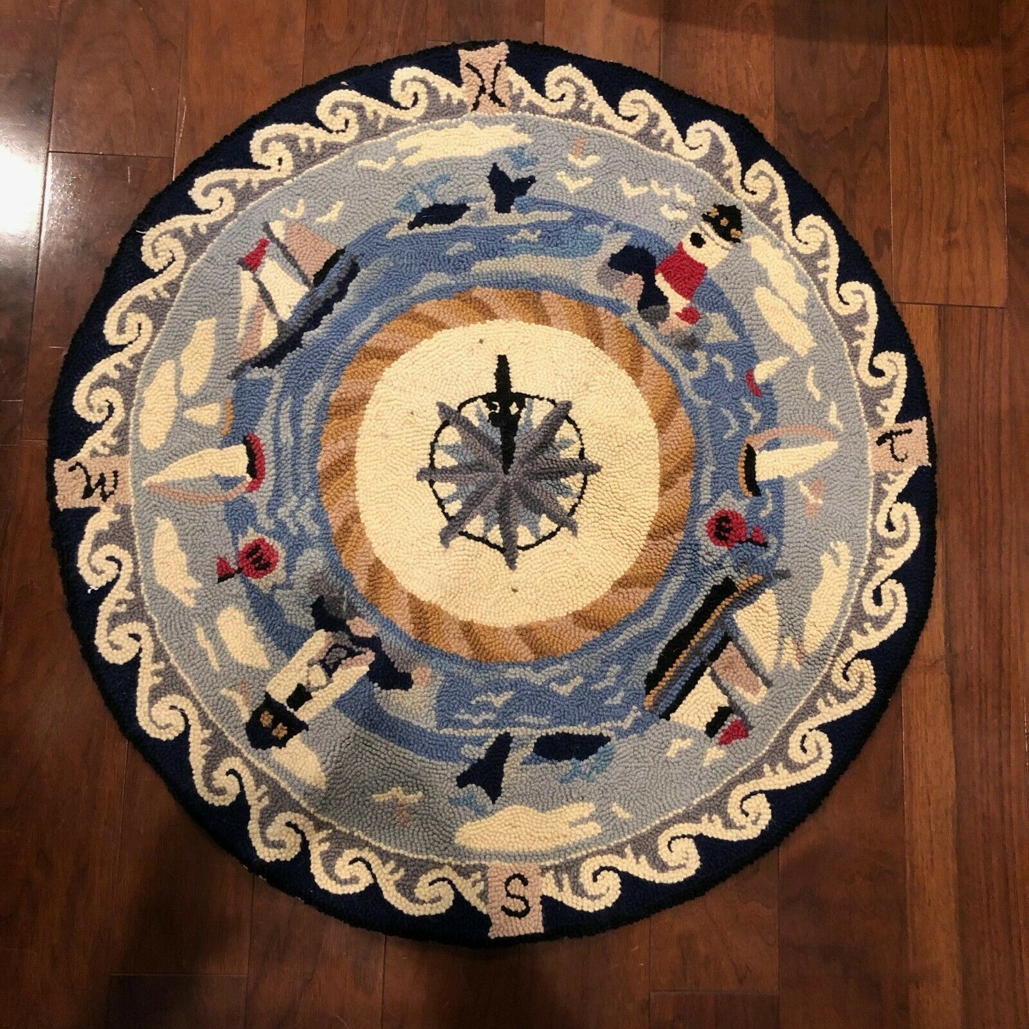 Circle Nautical Lighthouse CLM051010TM Round Area Rug