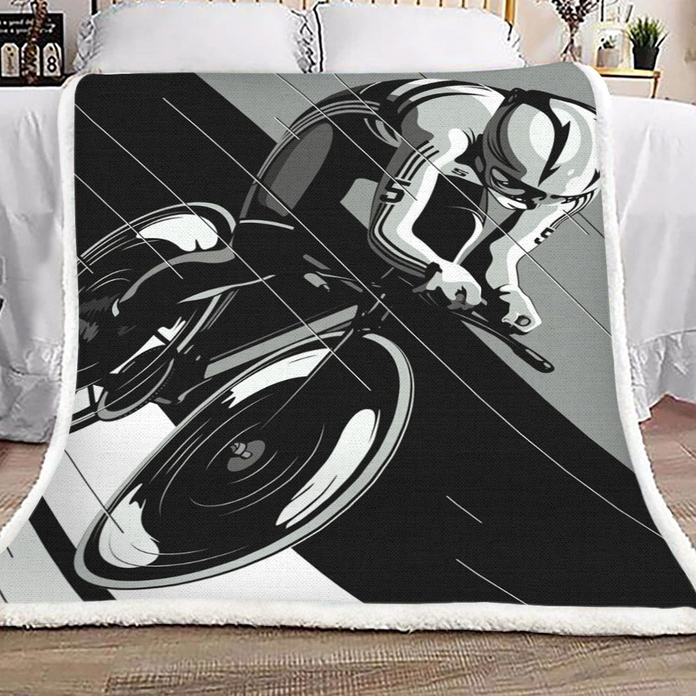 Cycling TL0310066TT Sherpa Fleece Blanket