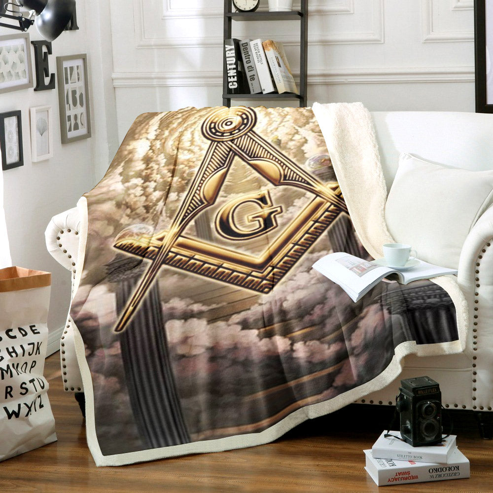 Freemason HM1411093TT Sherpa Fleece Blanket