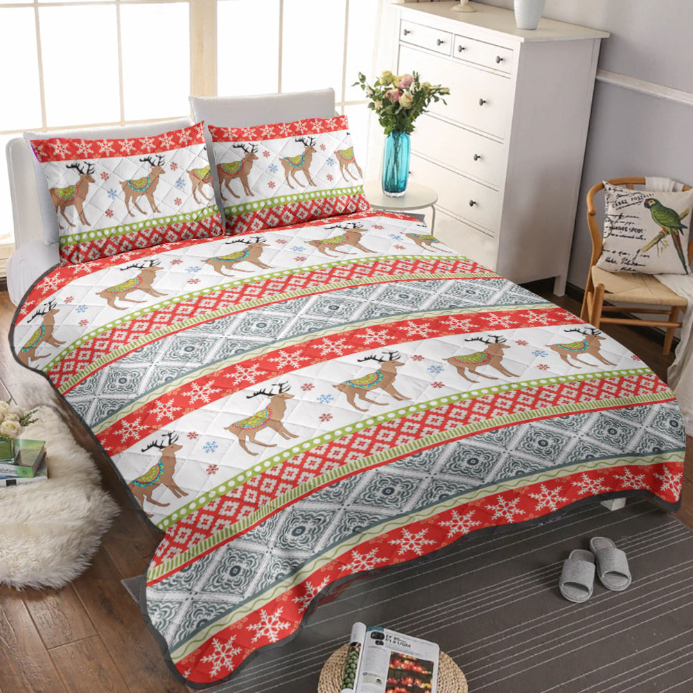 Frosty Reindeer CLM2709069T Quilt Bedding Set