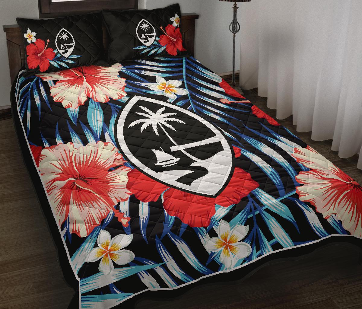 Guam Tropical Floral Quilt Bedding Set TM021002