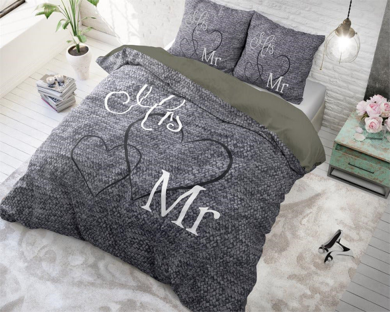 Mr And Mrs Heart CLM2110344B Bedding Sets