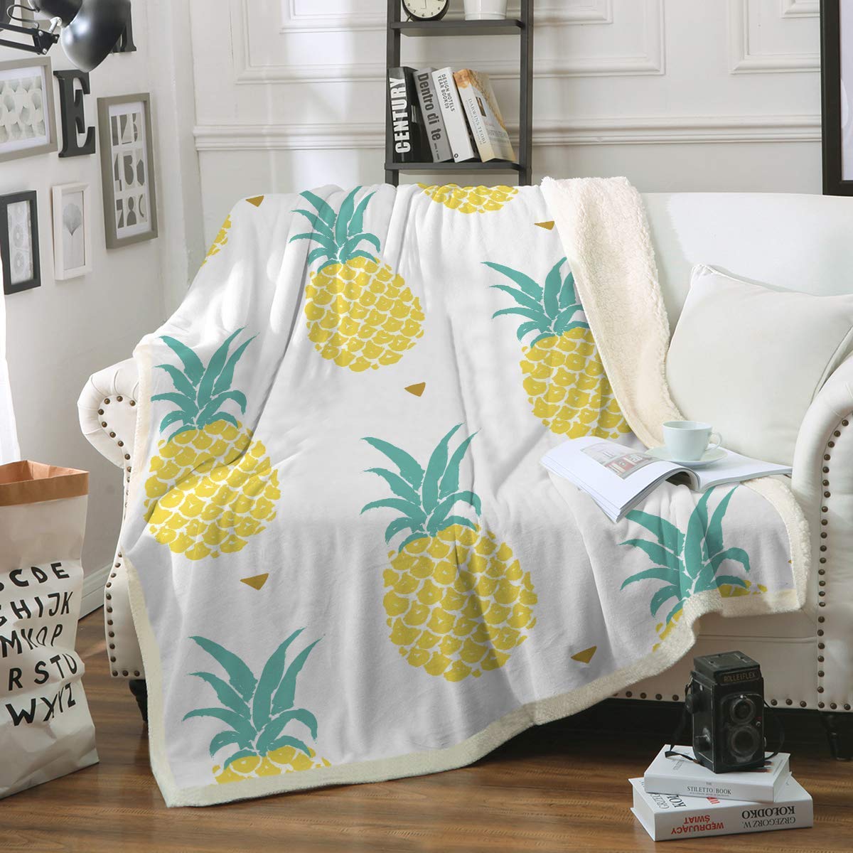 Sleepwish Pineapple CLH2210099F Sherpa Fleece Blanket