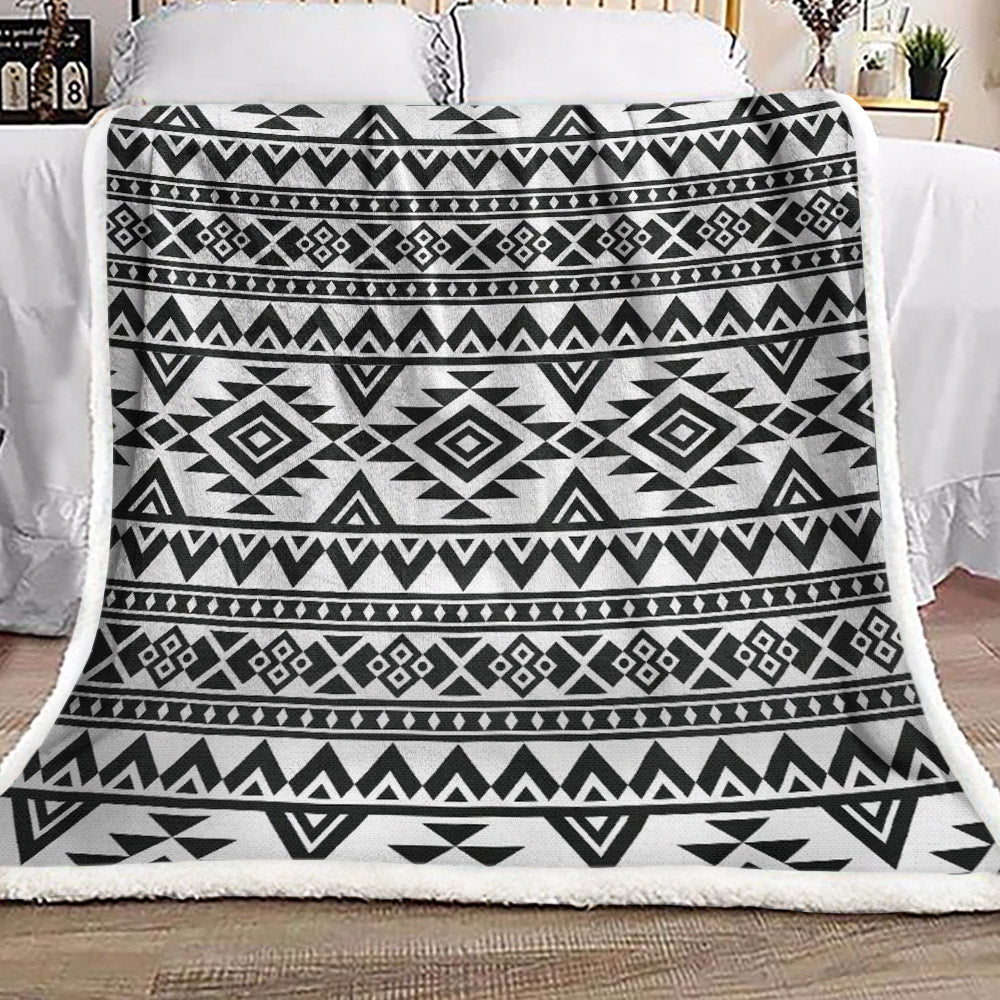 White And Black Aztec CL19100423MDF Sherpa Fleece Blanket