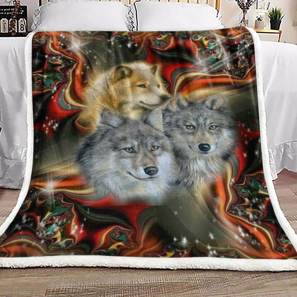 Wolf HN1210154F Sherpa Fleece Blanket