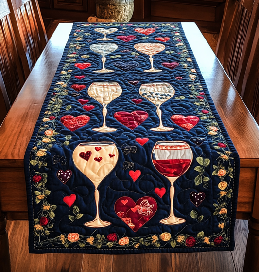 Wine Glass DAI110225388 Quilted Table Runner