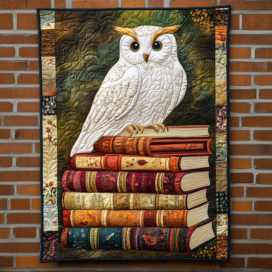 Bookish Owl DAI090125155 Quilt Blanket