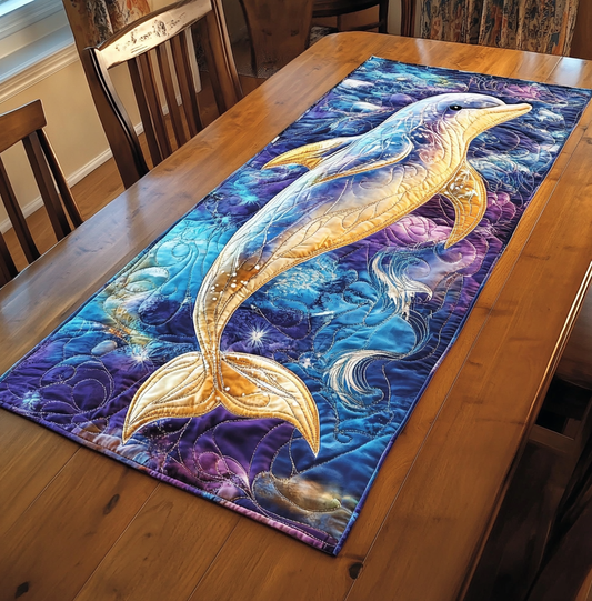 Whale DAI190225289 Quilted Table Runner
