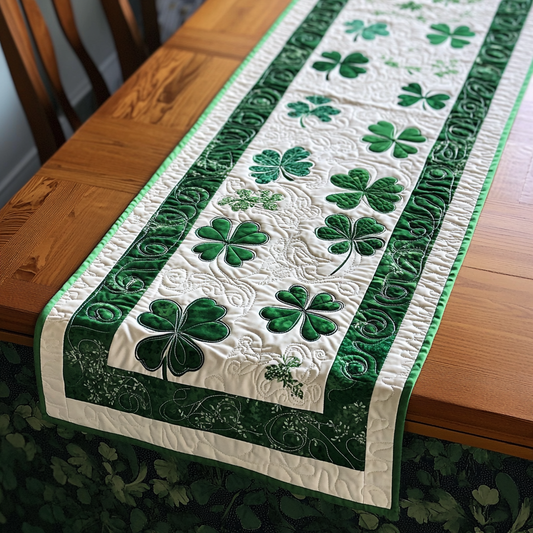 Shamrock TAI040924367 Quilted Table Runner