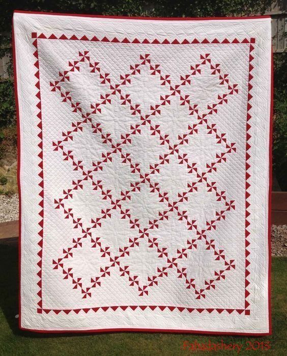 Red And White Pinwheel CLP170632 Art Quilt