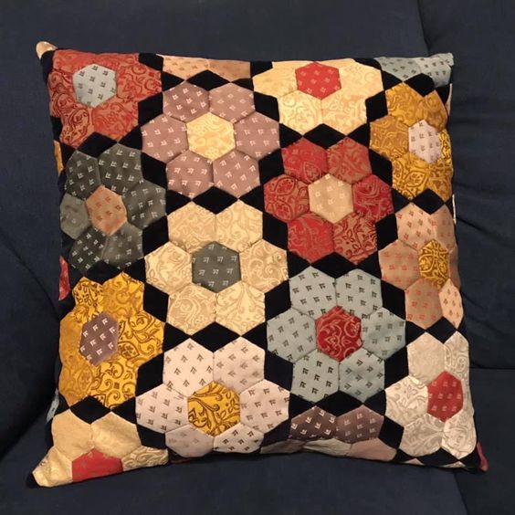 Hexagon Flower CLA080424123 Quilted Pillow Case