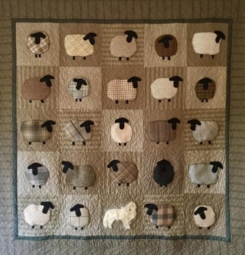 Sheep CLA1710510Q Art Quilt