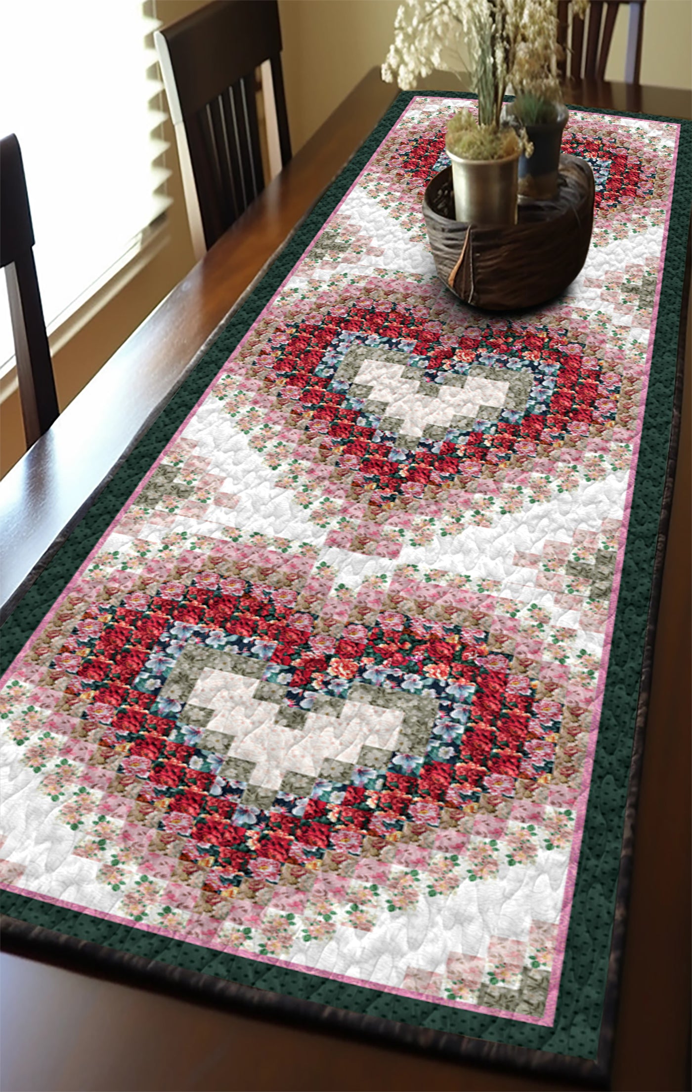 Heart CLA15112351TR Quilted Table Runner