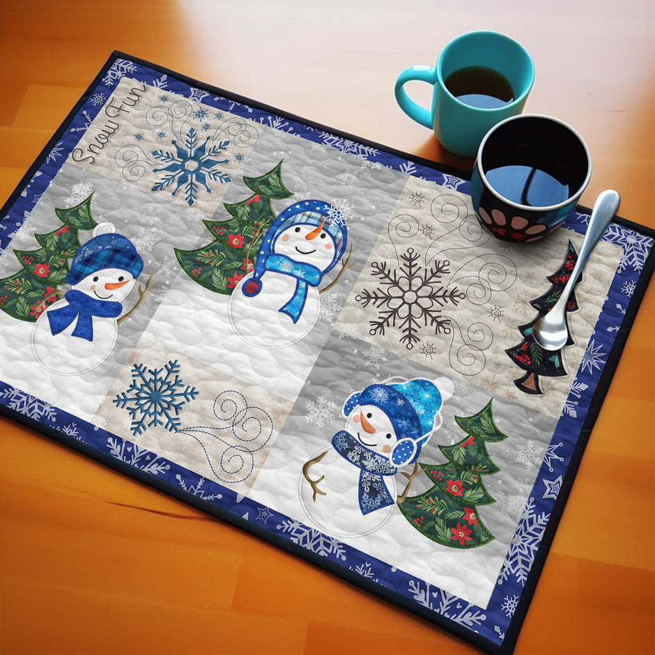 Snow Trio Quilted Placemat NCU0NNT1737