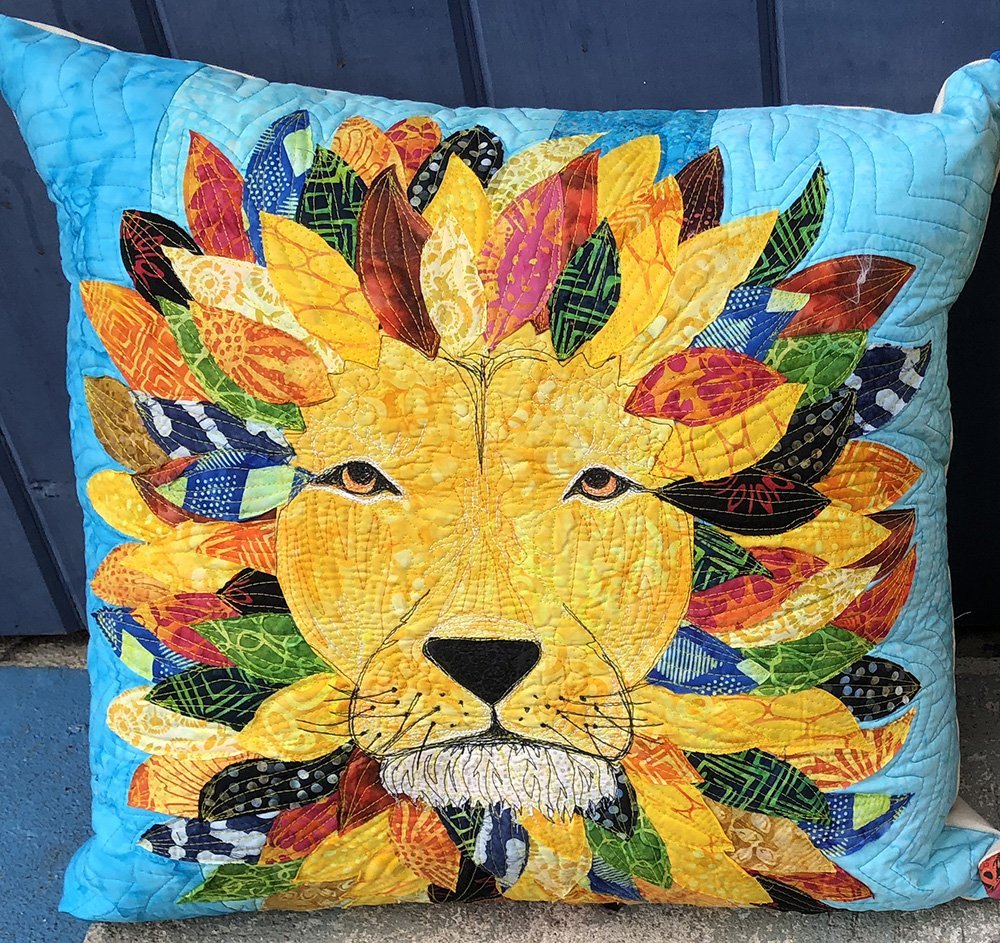 Lion CLA080424248 Quilted Pillow Case