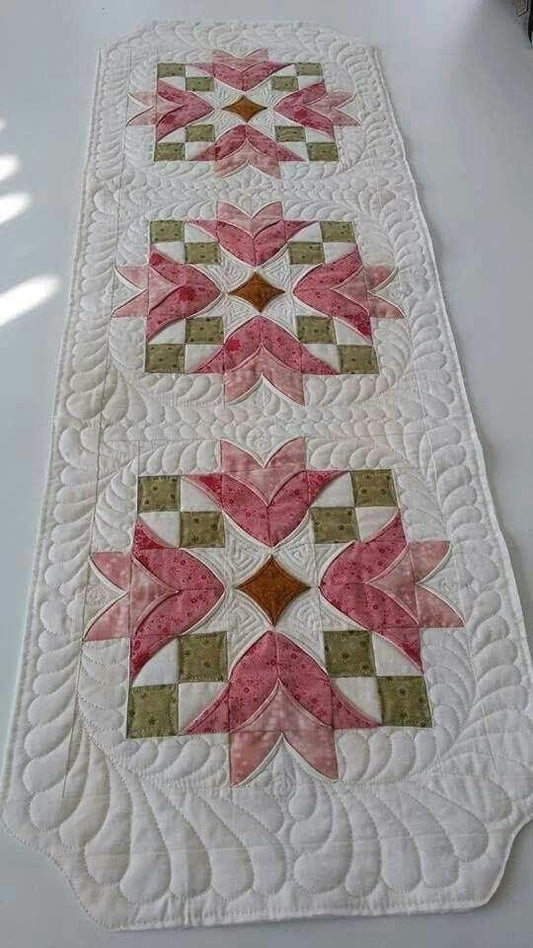 Flower CLA080424058 Quilted Table Runner