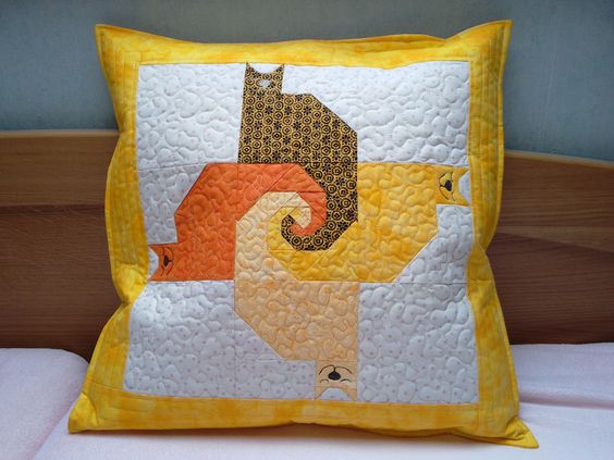 Cat CLA080424142 Quilted Pillow Case