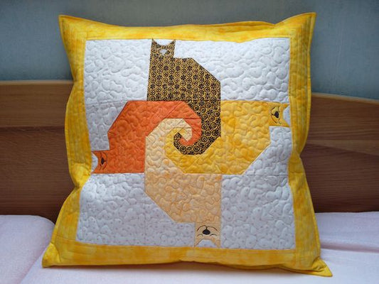 Cat CLA080424142 Quilted Pillow Case