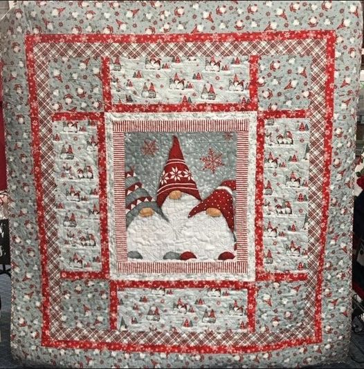 Christmas Gnome CLA2111199Q Art Quilt