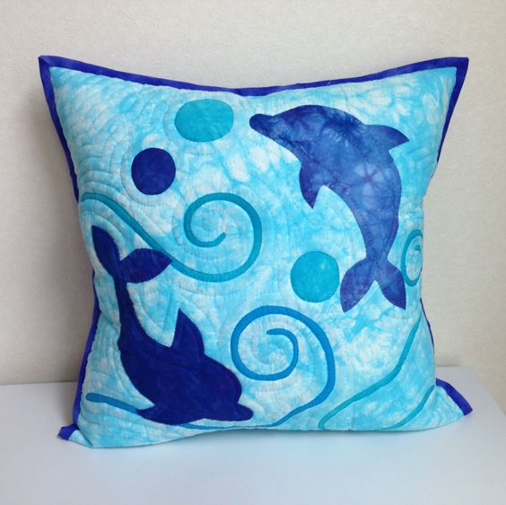 Hawaiian Dolphin CLA080424122 Quilted Pillow Case