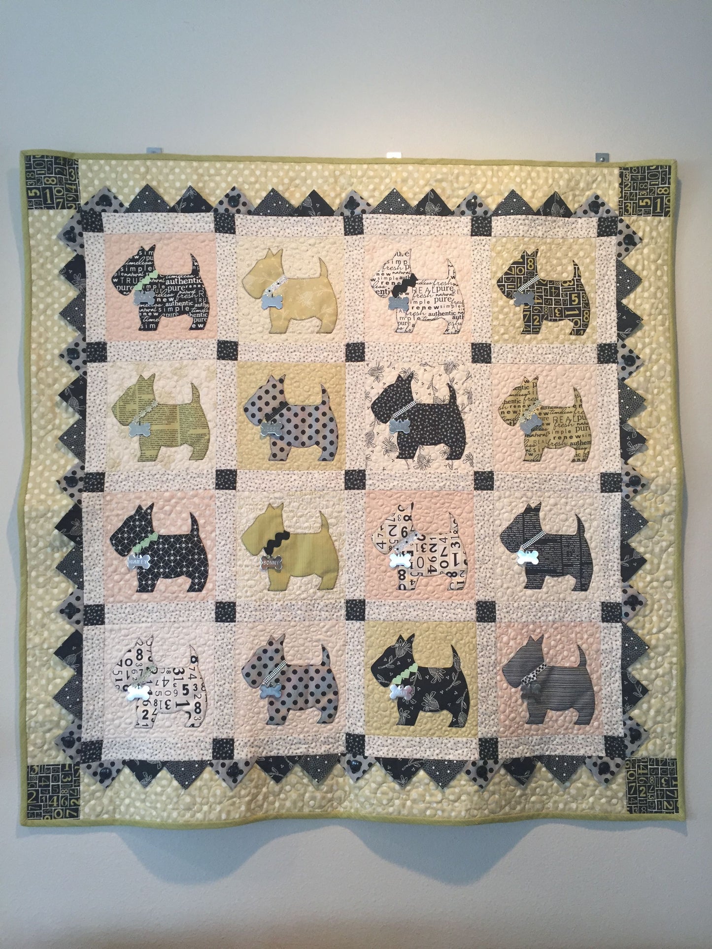 Dog CLDY040724136 Quilt Blanket