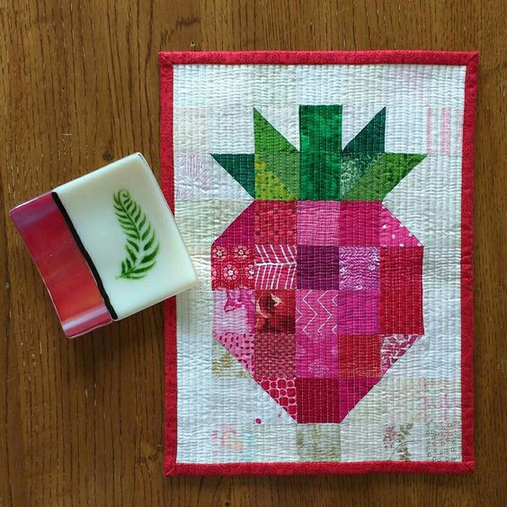 Strawberry CLDY180624131 Quilted Placemats