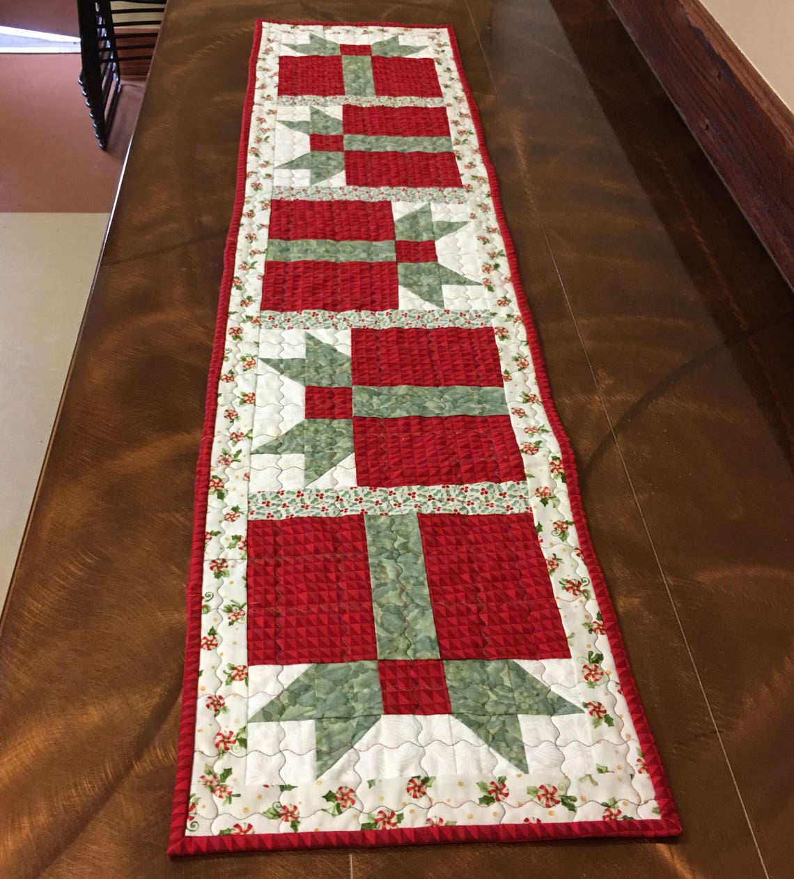 Christmas Gift CLDY180624038 Quilted Table Runner