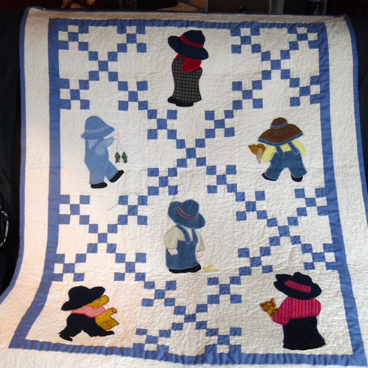 Sunbonnet Sue CLA240424013 Quilt Blanket