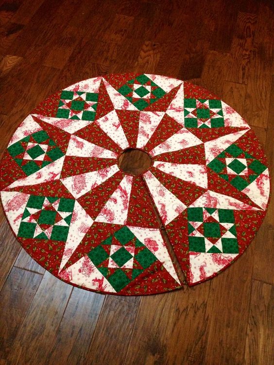 Christmas Star CLA22112322 Quilted Tree Skirt