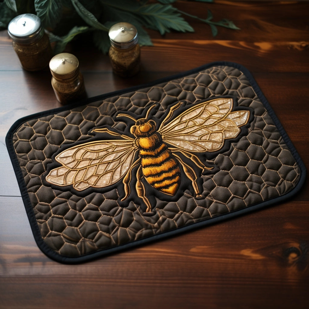 Bee TAI261223170 Quilted Placemats
