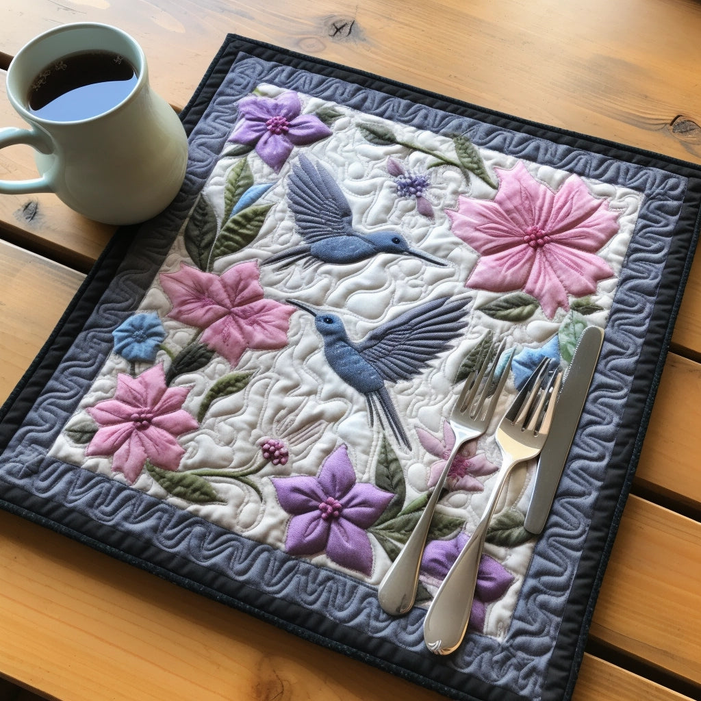 Hummingbird TAI30112334 Quilted Placemats