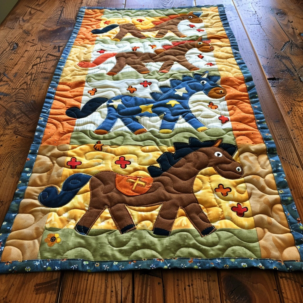 Horse TAI060324307 Quilted Table Runner