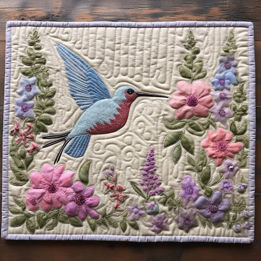 Hummingbird TAI040124241 Quilted Placemats