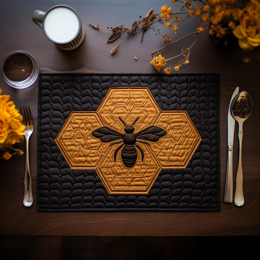 Bee TAI261223193 Quilted Placemats