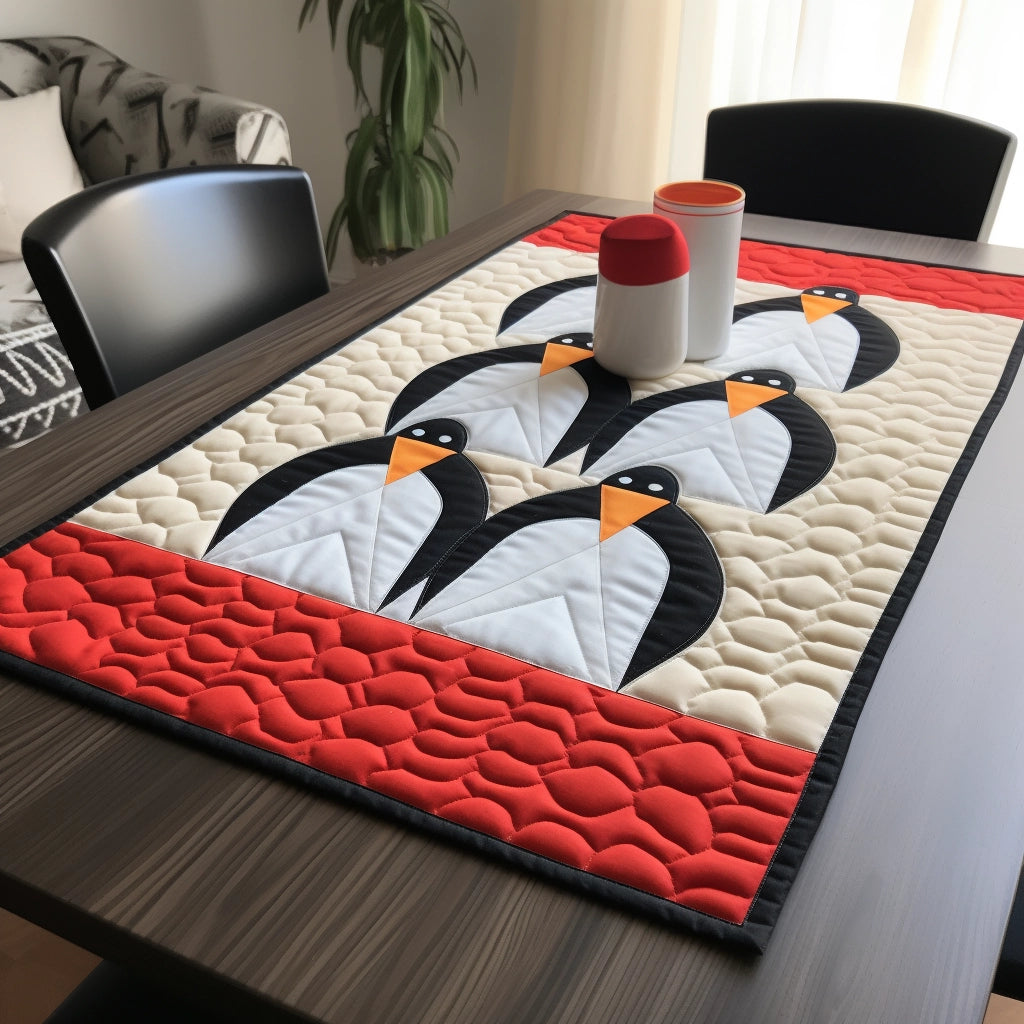 Penguin TAI060123114 Quilted Table Runner