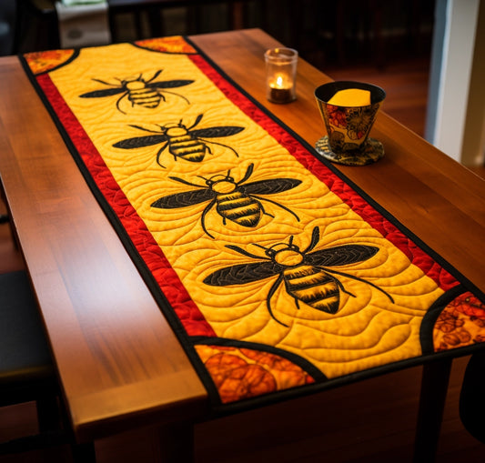 Bee TAI271223048 Quilted Table Runner