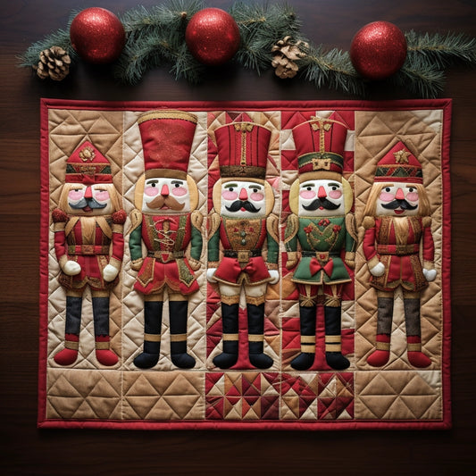 Nutcracker TAI060123158 Quilted Placemats