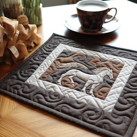 Horse TAI040124247 Quilted Placemats