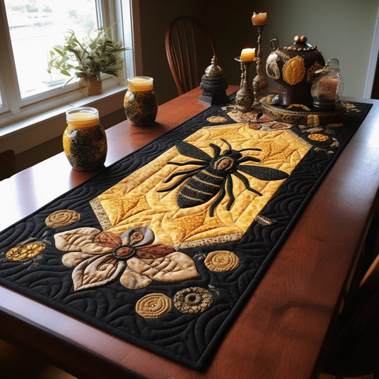 Bee TAI080324073 Quilted Table Runner