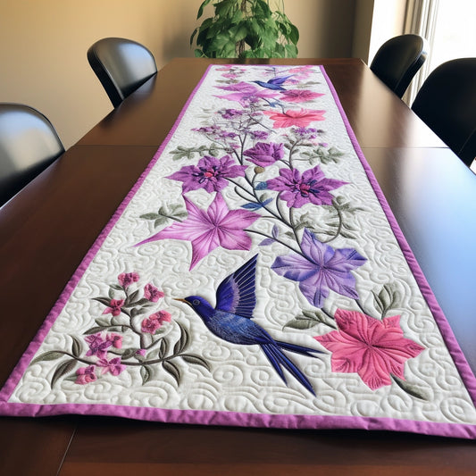 Hummingbird TAI24112325 Quilted Table Runner