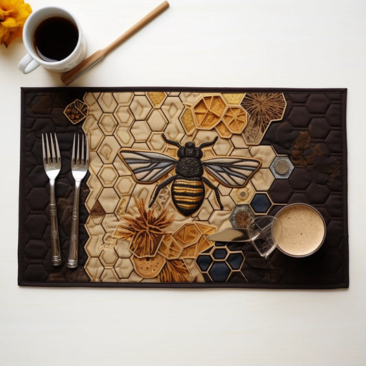 Bee TAI30112331 Quilted Placemats