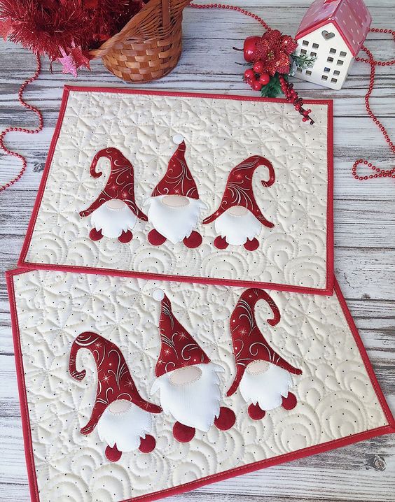 Christmas Gnome CLA21112380 Quilted Placemats