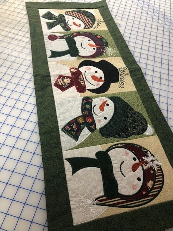 Snowman CLA21112337 Quilted Table Runner